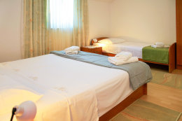 A2 - apartmány Čempres, Postira, ostrov Brač, Chorvatsko