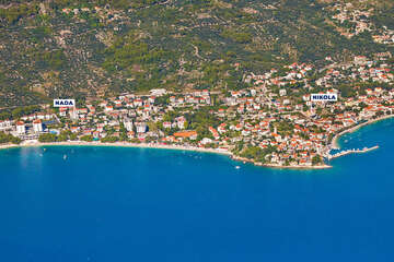 Gradac - letecký pohled, Makarská riviéra, Chorvatsko