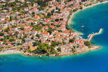 Apartmány Nikola - letecký pohled, Gradac, Makarská riviéra, Chorvatsko