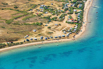 Pláž Sveti Duh, ostrov Pag, Chorvatsko