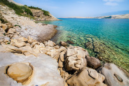 Pag-Bošana - pláže, ostrov Pag, Chorvatsko