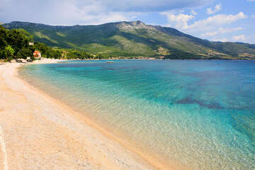 Orebić - písečná pláž Trstenica, Pelješac, Chorvatsko