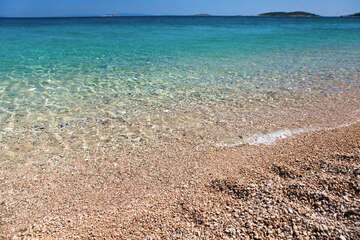 Písčitooblázková pláž Trstenica, Orebić, poloostrov Pelješac