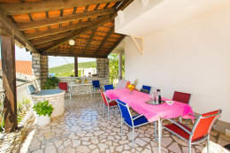 Apartmány Barbara - společné prostory domu, Maslinica, ostrov Šolta, Chorvatsko