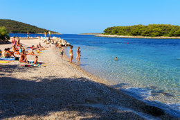 Apartmány Barbara - pláž 150 m od domu, Maslinica, ostrov Šolta, Chorvatsko