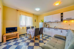 apartmán A6, pro 4-5 osob, 1. poschodí