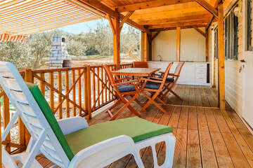 Mobilhome Klanac M1 - letní kuchyně na terase, Tkon, ostrov Pašman, Chorvatsko