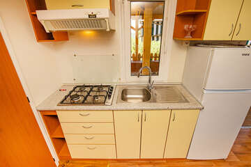 Mobilhome Klanac M2, Tkon, ostrov Pašman, Chorvatsko