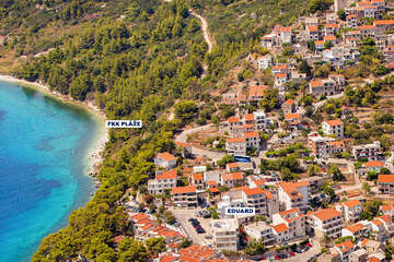 Letovisko Igrane - FKK pláže - letecký pohled, Makarská riviéra, Chorvatsko