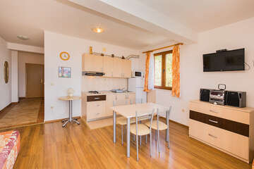 A2 - Apartmány Knez, Igrane, Makarská rivéra, Chorvatsko