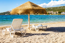 Stará Novalja - písečná pláž Planjka, osrov Pag, Chorvatsko