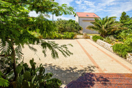 1R - apartmány Mira, Stará Novalja, ostrov Pag, Chorvatsko