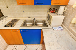 1R - apartmány Mira, Stará Novalja, ostrov Pag, Chorvatsko