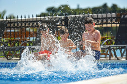 Apartmány Dalmacija - bazén, Preko, ostrov Ugljan, Chorvatsko