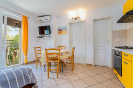 P1 - apartmány Flit, Baška, ostrov Krk, Chorvatsko