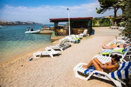 Apartmány Mima - nejbližší písčitooblázková pláž, Stara Novalja, ostrov Pag, Chorvatsko