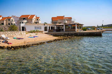 Apartmány Mima - nejbližší písčitooblázková pláž, Stara Novalja, ostrov Pag, Chorvatsko