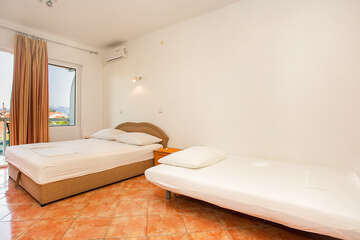 I-3B - apartmány Nikola, Gradac, Chorvatsko