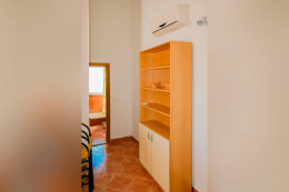 P-2B, apartmány Nikola, Gradac,Chorvatsko