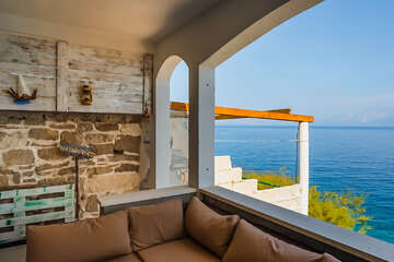 Apartmány Petar - posezení na terase, severní zátoky ostrova Hvaru, Chorvatsko