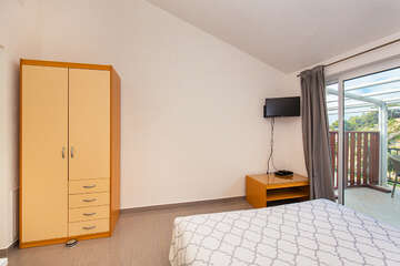 A5 - apartmány Antun, jižní zátoka ostrova Hvar, Chorvatsko