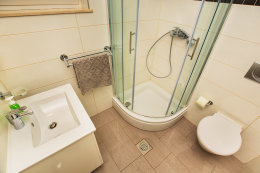 A5 - apartmány Antun, jižní zátoka ostrova Hvar, Chorvatsko