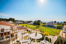 Apartmán typ "B (2+2)" pro 3–4 osoby, 1. nebo 2. poschodí