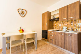 Apartmán typ "D (2+2)" pro 3–4 osoby, 1. poschodí