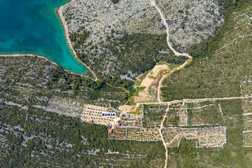 Robinzonský domek Bunja, 4,5 km od města Tkon, ostrov Pašman, Chorvatsko