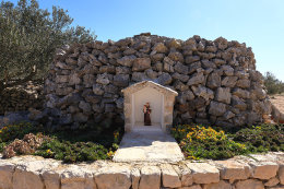 Kaplička, robinzonský domek Bunja, 4,5 km od města Tkon, ostrov Pašman, Chorvatsko