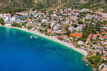 Gradac - letecký pohled, Makarská riviéra, Chorvatsko