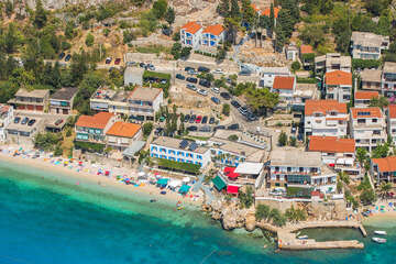 Letovisko Drašnice - letecký pohled, Makarská riviéra, Chorvatsko