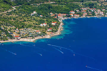 Kučište - letecký pohled, poloostrov Pelješac, Chorvatsko