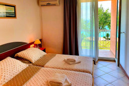 Hotel Brzet***: příklad dvoulůžkového pokoje<br />
- s polopenzí