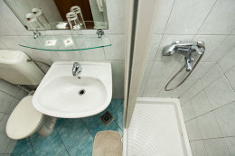 Hotel Brzet***: příklad třílůžkového pokoje<br />
- s polopenzí