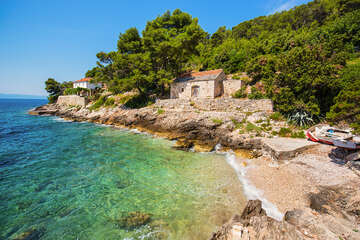 Apartmány Vlaho II - oblázková pláž, jižní zátoky, ostrov Hvar, Chorvatsko