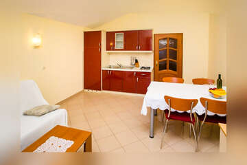 A2 - apartmány Astor, Stará Novalja, ostrov Pag, Chorvatsko