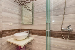 Příklad pokoje pro 2-3 osoby, 1. poschodí