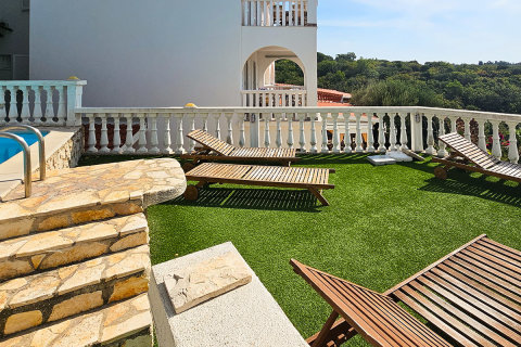 Apartmány Garden Resort-R, lehátka u bazénu, Potočnica, ostrov Pag, Chorvatsko