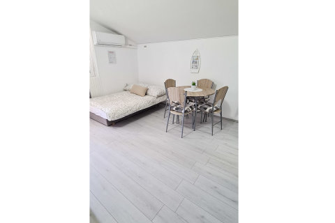 A2 - apartmány Dominik, Privlaka, Zadarská riviéra, Chorvatsko