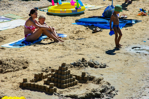 Potočnica - písečná pláž Kukurina, ostrov Pag, Chorvatsko
