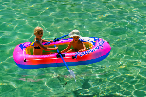 Potočnica - vodní radovánky, ostrov Pag, Chorvatsko