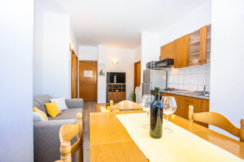 A2 - apartmány Roko, Omiš - Duće, Omišská riviéra, Chorvatsko