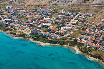 Pláže města Pag - letecký pohled, ostrov Pag, Chorvatsko