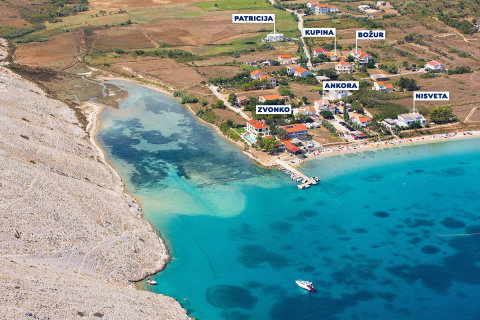 Vlašiči - letecký pohled, ostrov Pag, Chorvatsko