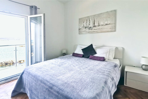 Apartmány Lanterna: apartmán A1 pro 4 osoby,<br />
2. poschodí