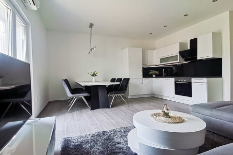 Apartmány Lanterna: apartmán A1 pro 4 osoby,<br />
2. poschodí