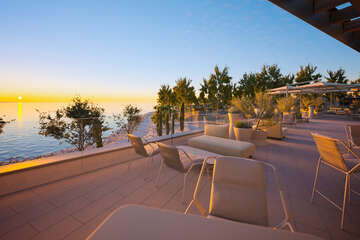 Mobilhome Avalona - restaurace/kavárna, Aminess Camping Resort, Povljana, ostrov Pag, Chorvatsko