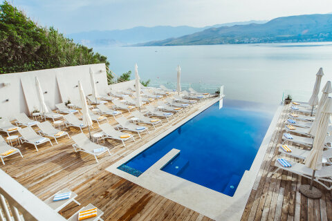 Hotel Plaža - bazén, město Pag, ostrov Pag, Chorvatsko