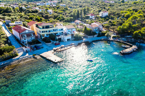 Prázdninový dům Ekipa - letecký pohled, Kukljica, ostrov Ugljan, Chorvatsko